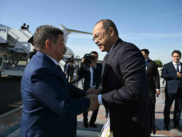 Cabinet Chairman Akylbek Japarov arrives in Tashkent for working visit