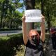 Фото 24.kg. Участники митинга против семейного насилия
